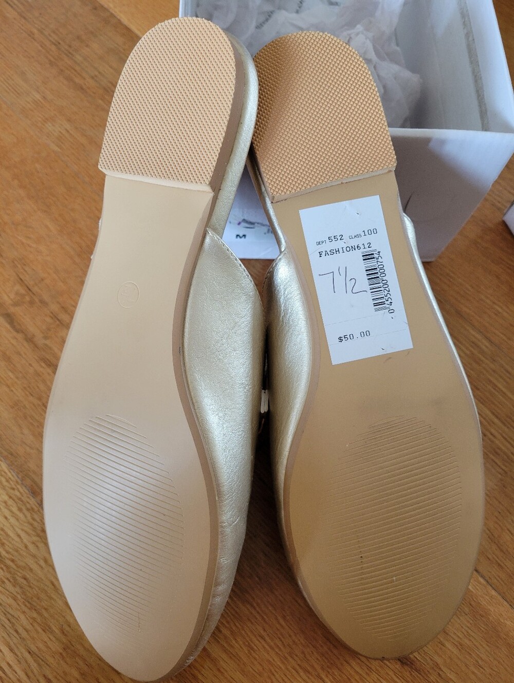 Womens size 7.5 Wanted gold metallic flat mule slide loafers - Picture 3 of 3